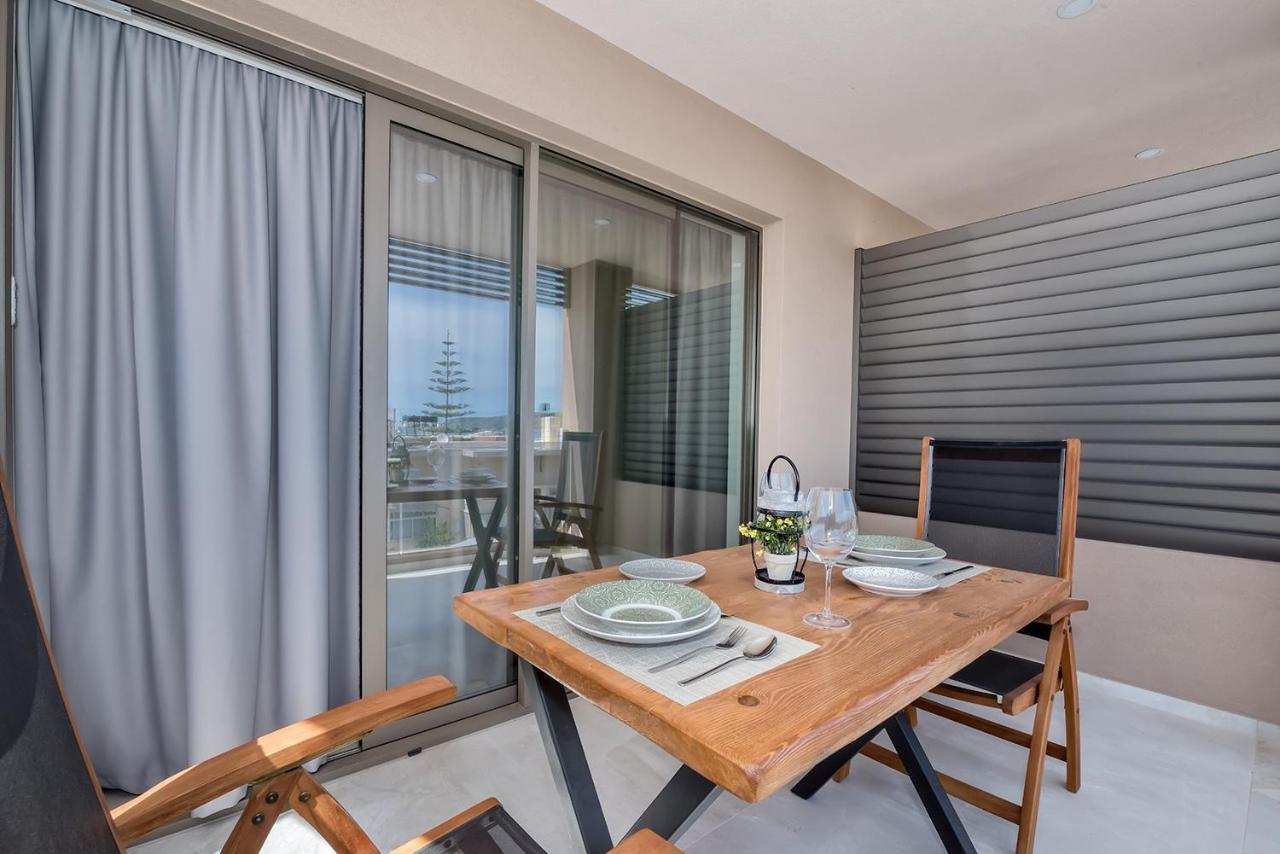 Lilium Luxury Suites Agia Marina المظهر الخارجي الصورة