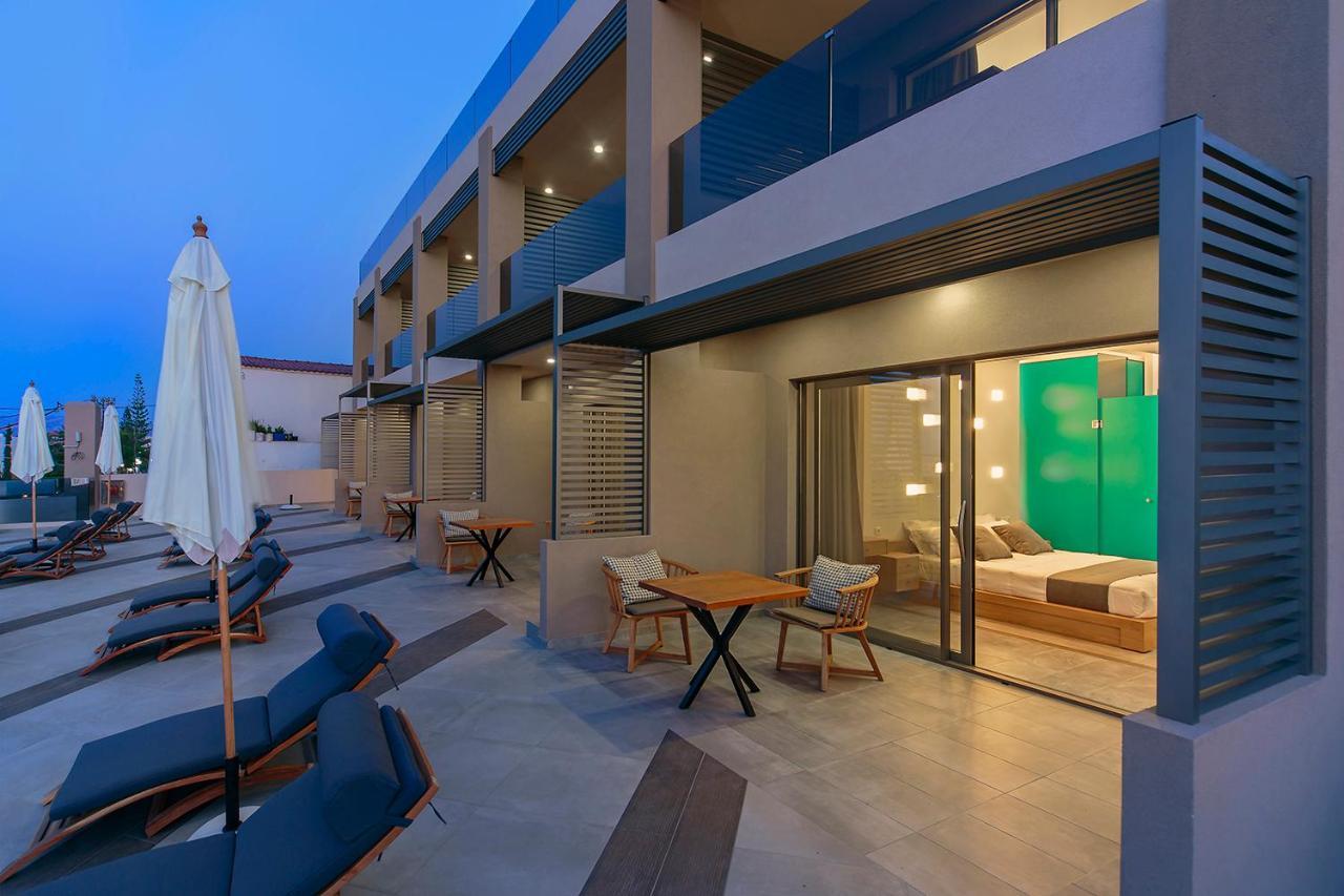 Lilium Luxury Suites Agia Marina المظهر الخارجي الصورة