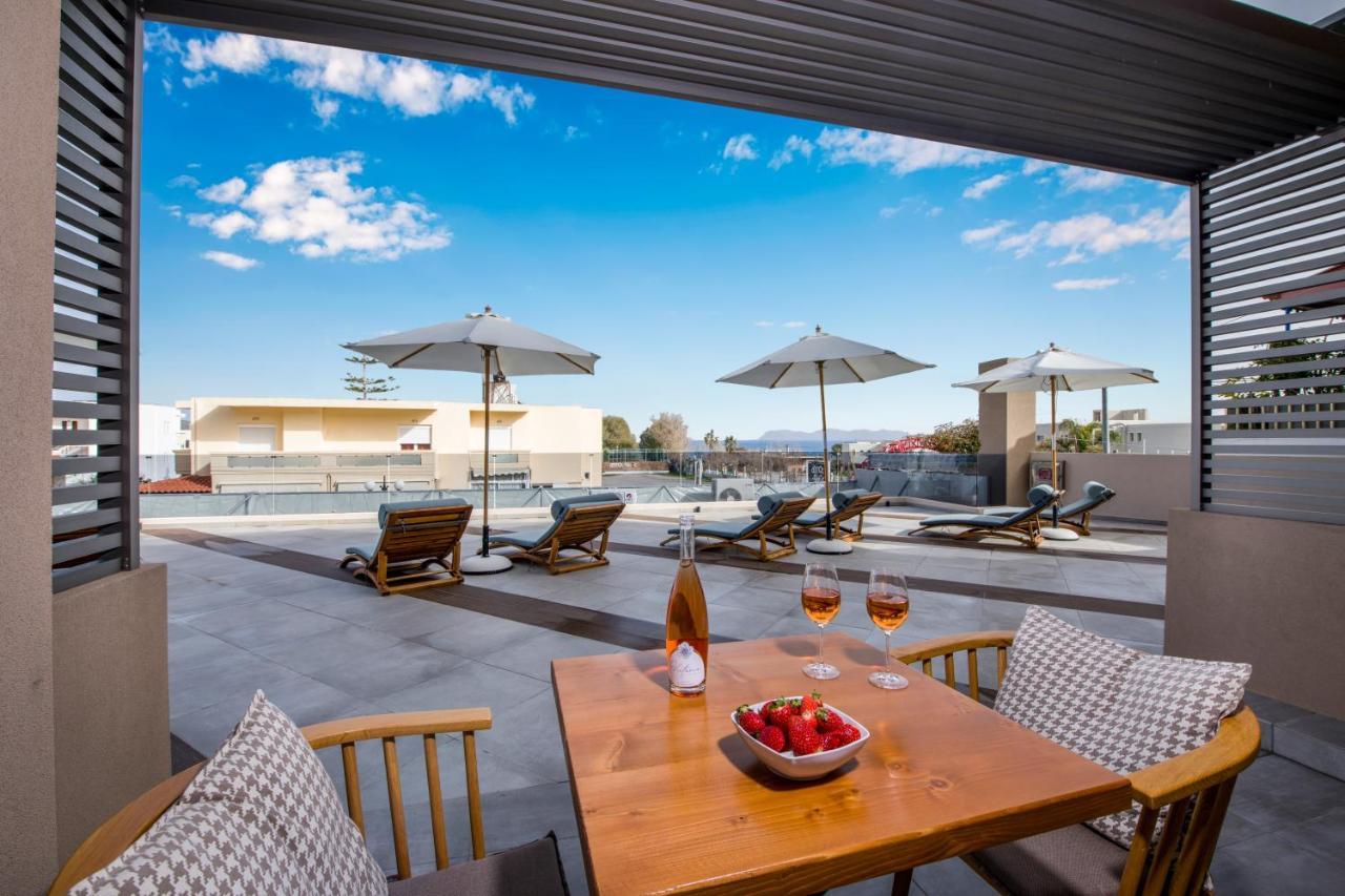 Lilium Luxury Suites Agia Marina المظهر الخارجي الصورة