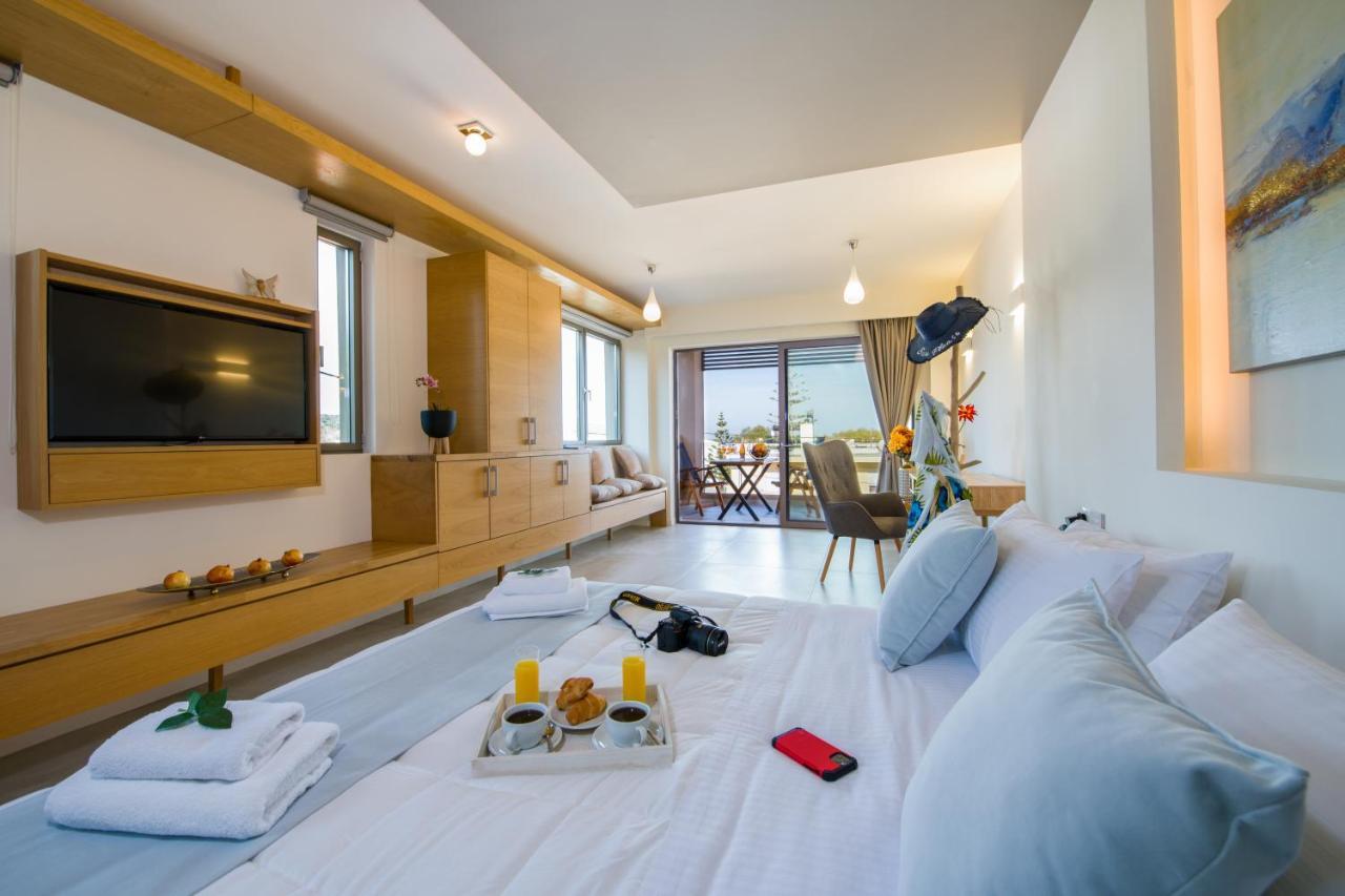 Lilium Luxury Suites Agia Marina المظهر الخارجي الصورة