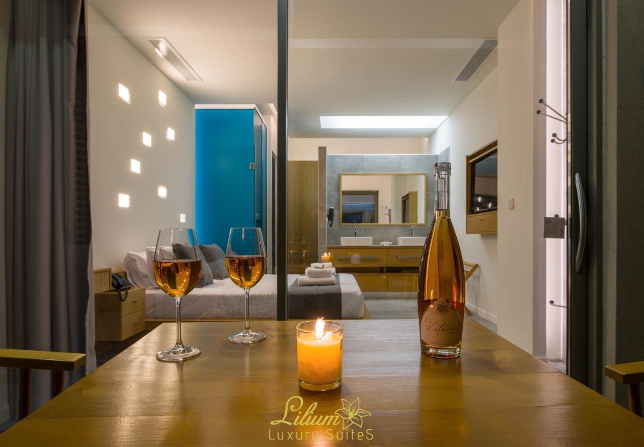 Lilium Luxury Suites Agia Marina المظهر الخارجي الصورة